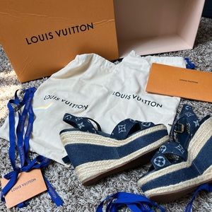 LOUIS VUITTON MONOGRAM PATTERNED WEDGE SOLE STRAP SANDAL MADE IN ITALY 39